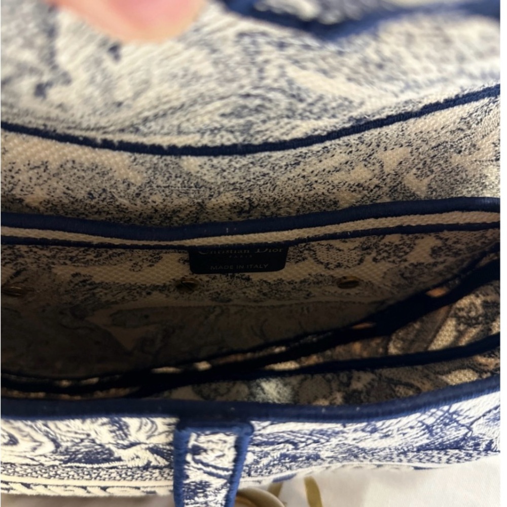 Dior Toile de Jouy saddle bag - Picture 5 of 8